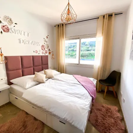 Beautiful New With Sea View Castillo de Sabinillas