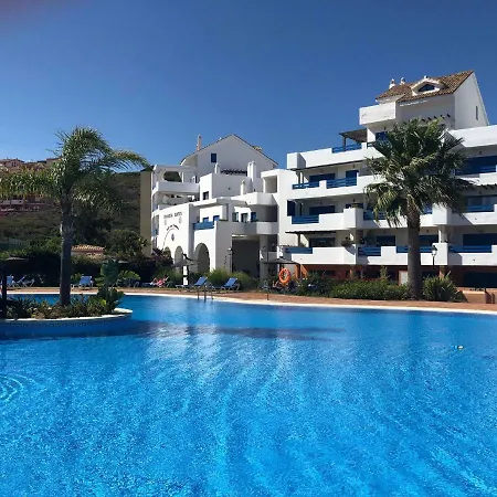 Beautiful New With Sea View